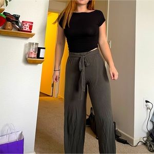 Papaya pants with a front tie